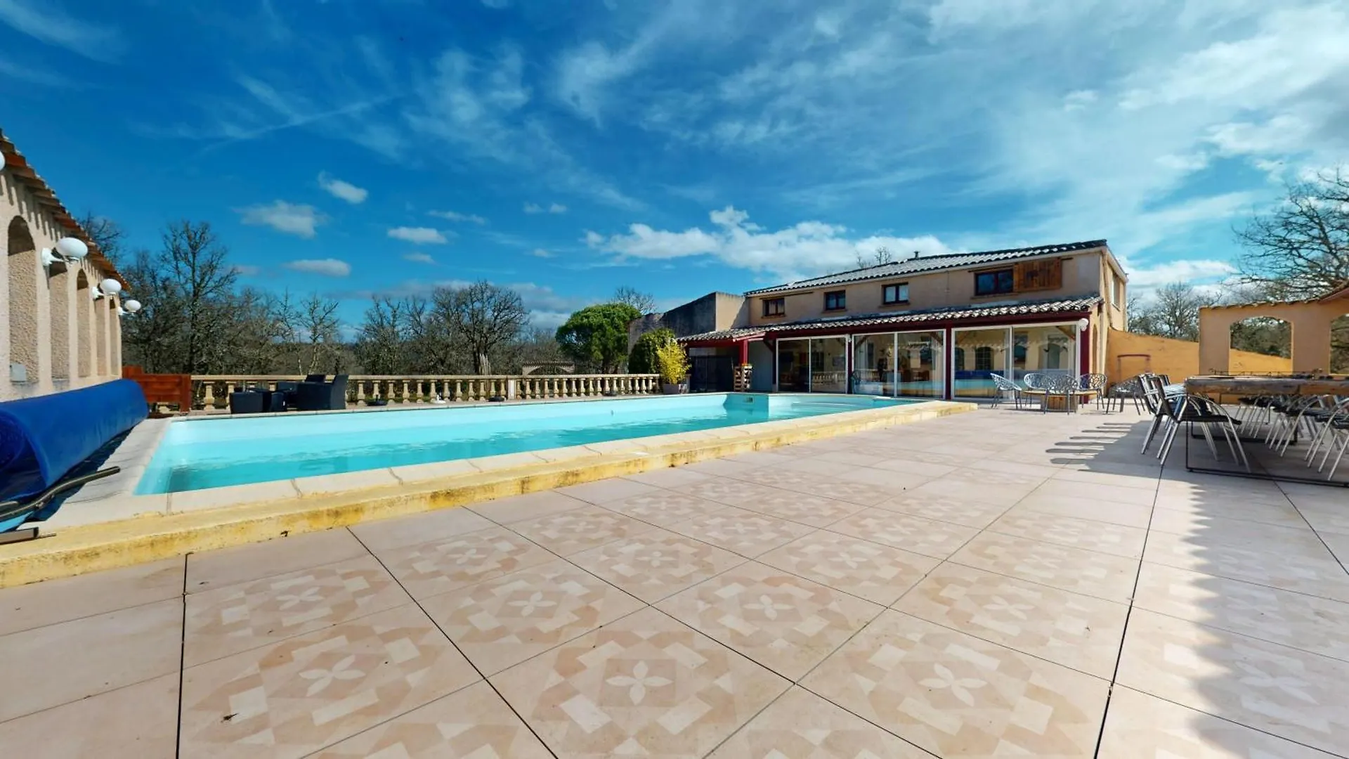 Le Clos Des Dryades D Vers  B&B Vers (Lot)